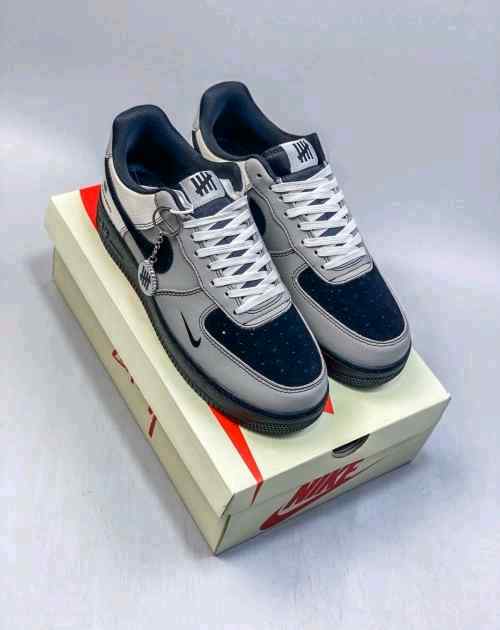 Nikee AirForce 1 07 Undefeated
