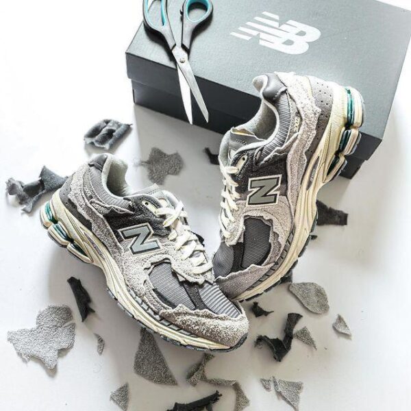 New balancce 2002R Protection Pack Grey 553