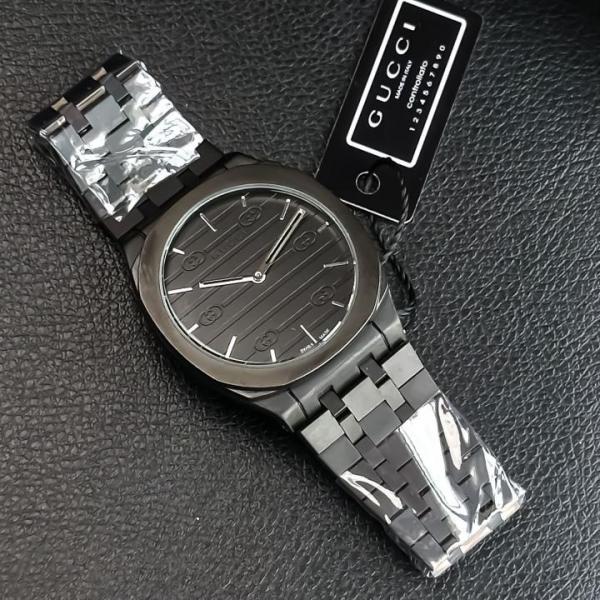 Gucci_Mens_Slim_Japan_Stainless_Steel_Full_Black