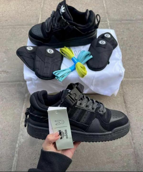 Forum Bad Bunny Black With All Accessories 347
