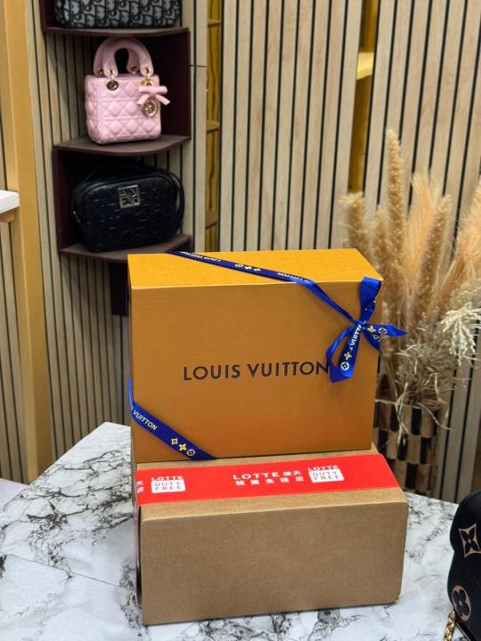 Loui_s Vuitton Pochette Metis Reverse Monogram Mini Bag With Double Og Box And Dust Bag (M24246)
