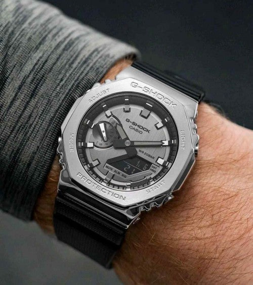 G SHOCK GA 2100 silver Black F191