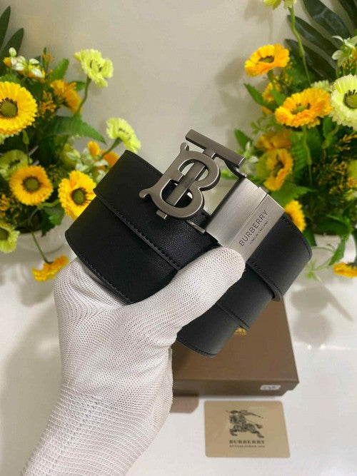 BURBER_Y PREMIUM BELT QUALITY WID OG BOX DUST BAG & CARD 239