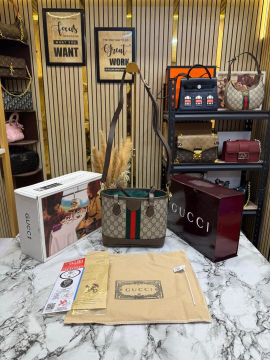 Gucc_i GG Supreme Tote Bag With Double Og Box And Dust Bag (836848)