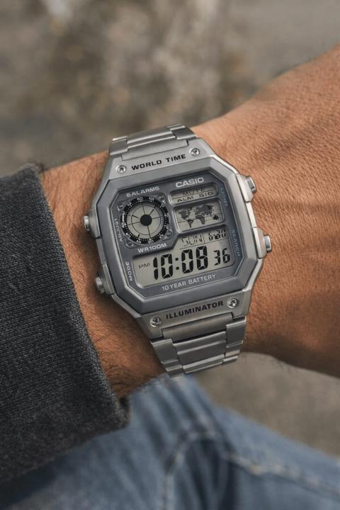 Casio illuminator AE-1200-WHD-1AV - J1868