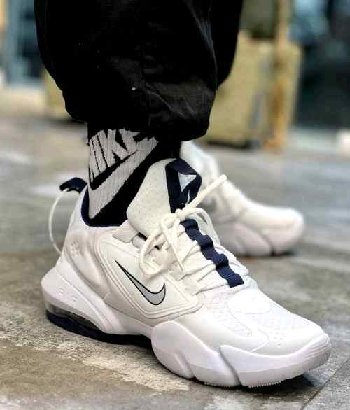 Nikee AirMax Alpha Savage