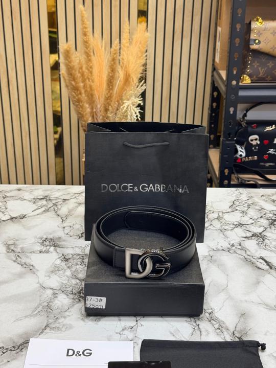 Dolc_e & Gabbana Signature DG Buckle Formal Belt With Box Including Carry Bag (Black-37-3)