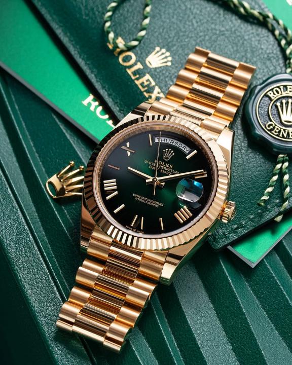 Rolee_x Oyster Perpetual Day Date Automatic Gold Green