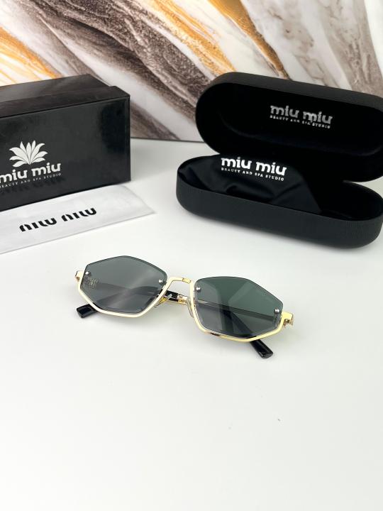 MIU-MIU SUNGLASS D-330