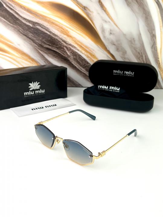 MIU-MIU SUNGLASS D-331