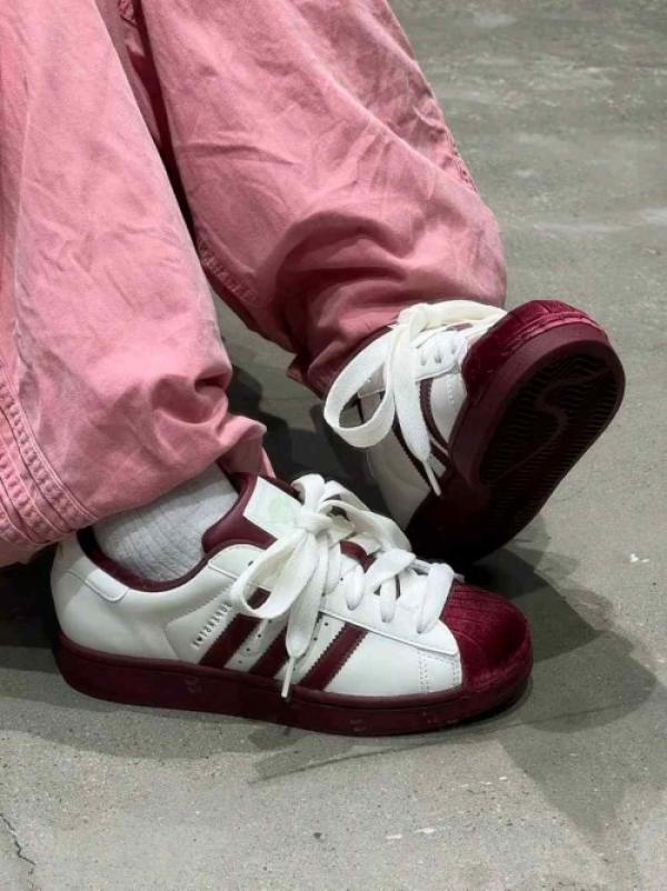 Adiddass SuperStar 2 Kitty Maroon 647