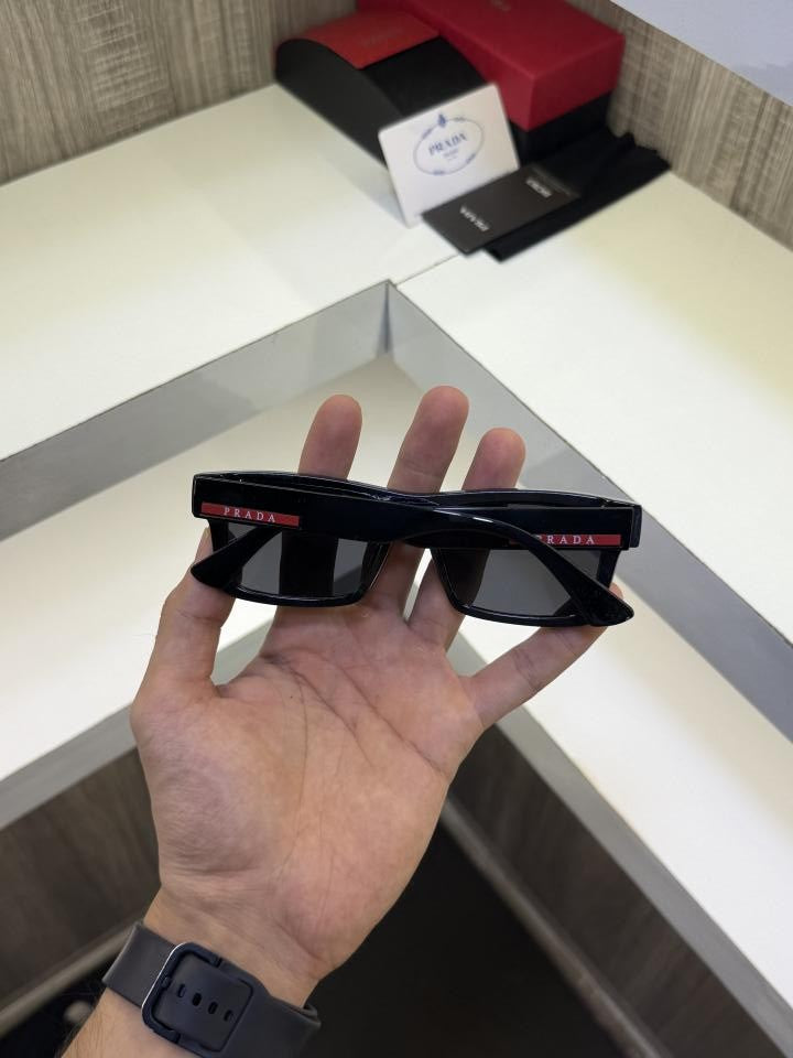 Prad a 3464 Sunglass (Glossy)