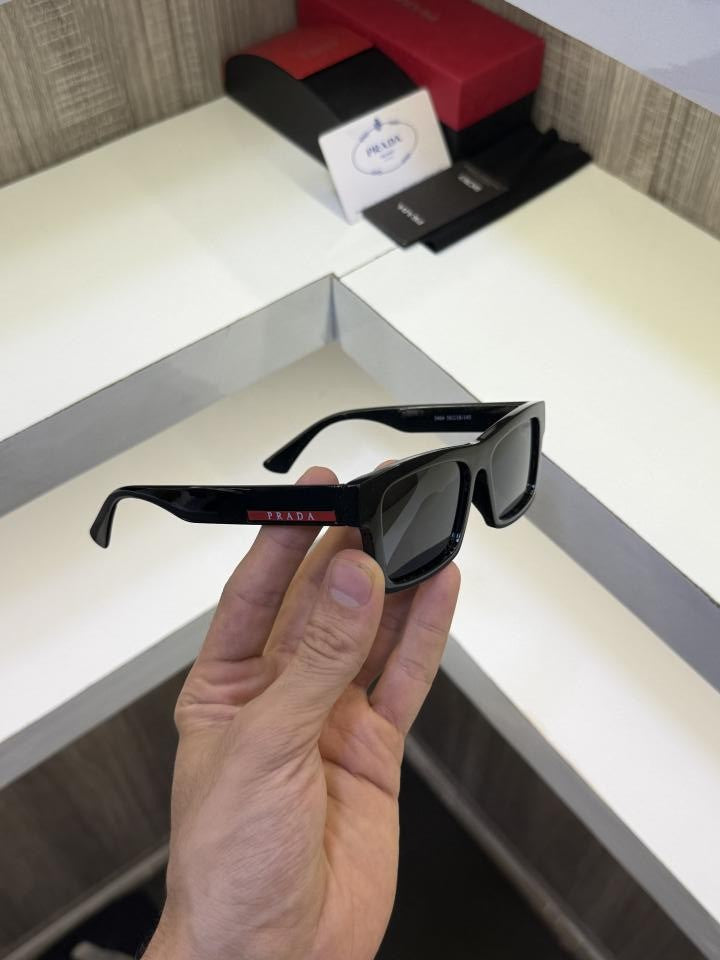 Prad a 3464 Sunglass (Glossy)