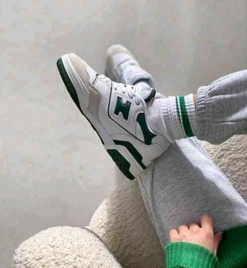 neww balancee 550 WHITE GREEN for her