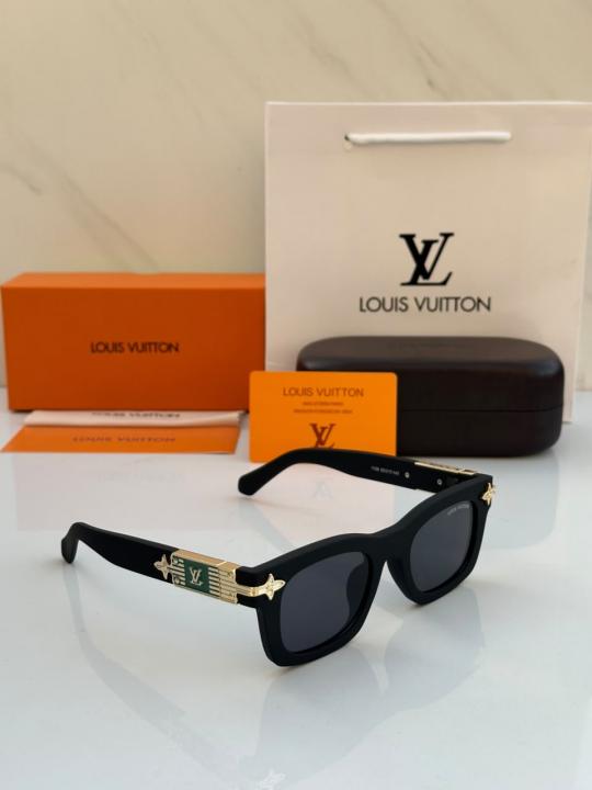 LOUI_IS VUITTON SUNGLASS D-313