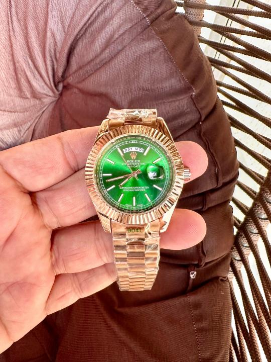Rol_x day date