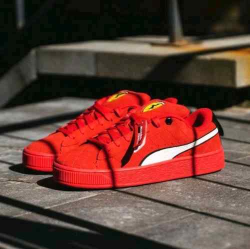 PUMAa SCUDERIA FERRARI RACE SUEDE XL HERO SNEAKERS