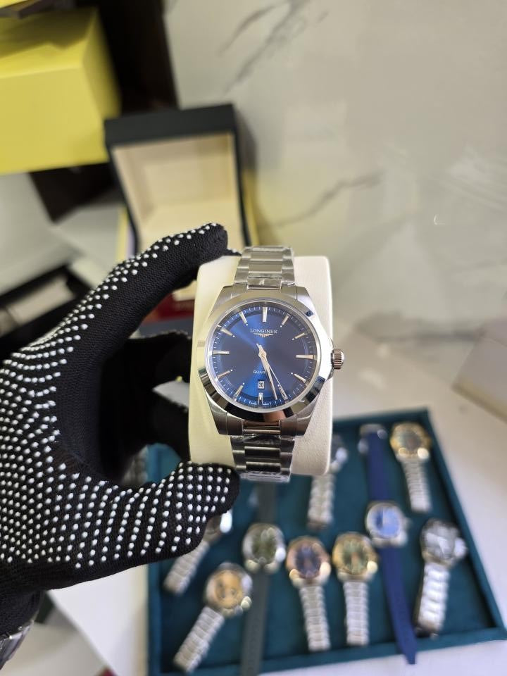 LONGINE S CONQUEST QUARTZ ANALOG WATCH HVY 10