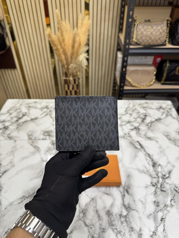 MICHAEL KOR_S WALLET WITH OG BOX AND DUST BAG WITH CARD (BLACK) 60223