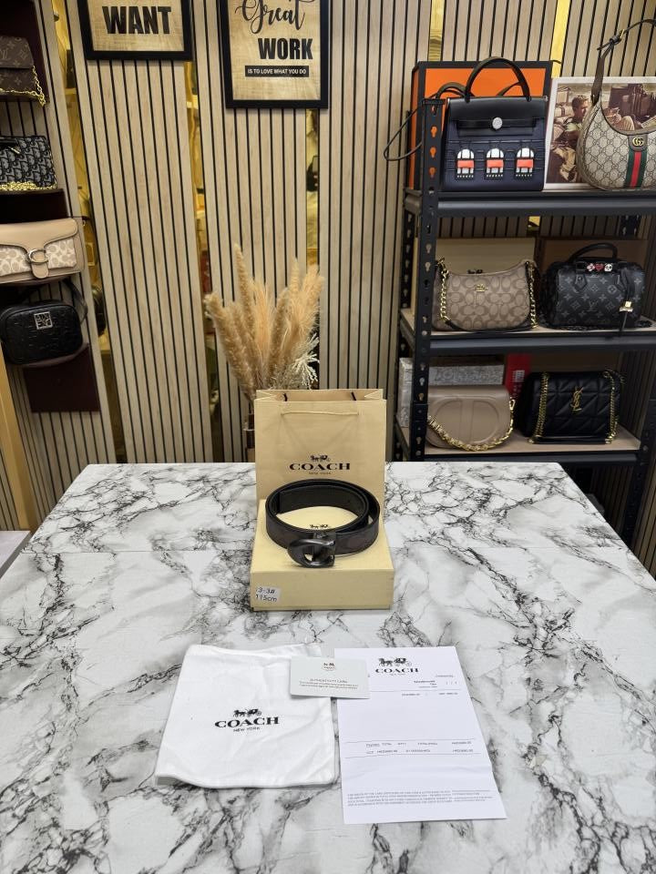 COAC_H PREMIUM BELT WITH OG BOX AND DUST BAG WITH CARRY BAG (13-3)
