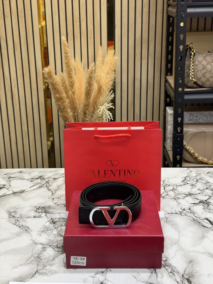 Valentino_Garavani_VLogo_Buckle_Signature_Belt_In_Antique_Brass_Finish_(18-3)