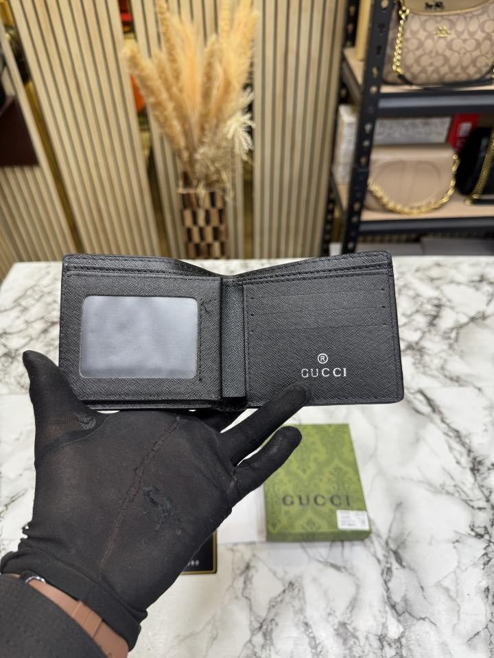 Gucc_i Signature GG Web Stripe Leather Bifold Wallet With Og Box And Dust bag Black (C4126)