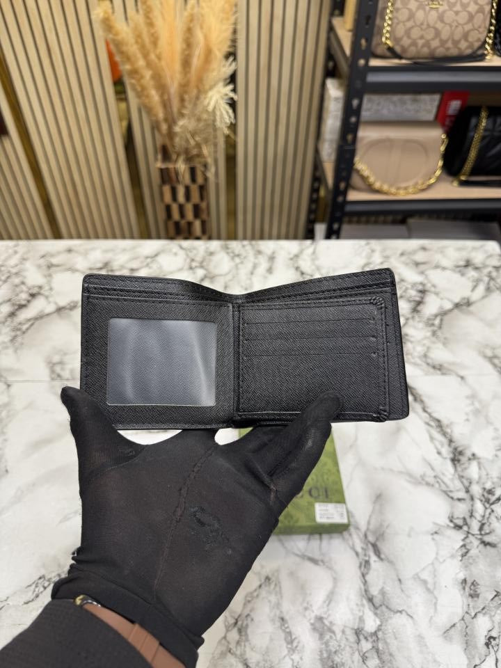 Gucc_i Signature GG Web Stripe Leather Bifold Wallet With Og Box And Dust bag Black (C4126)