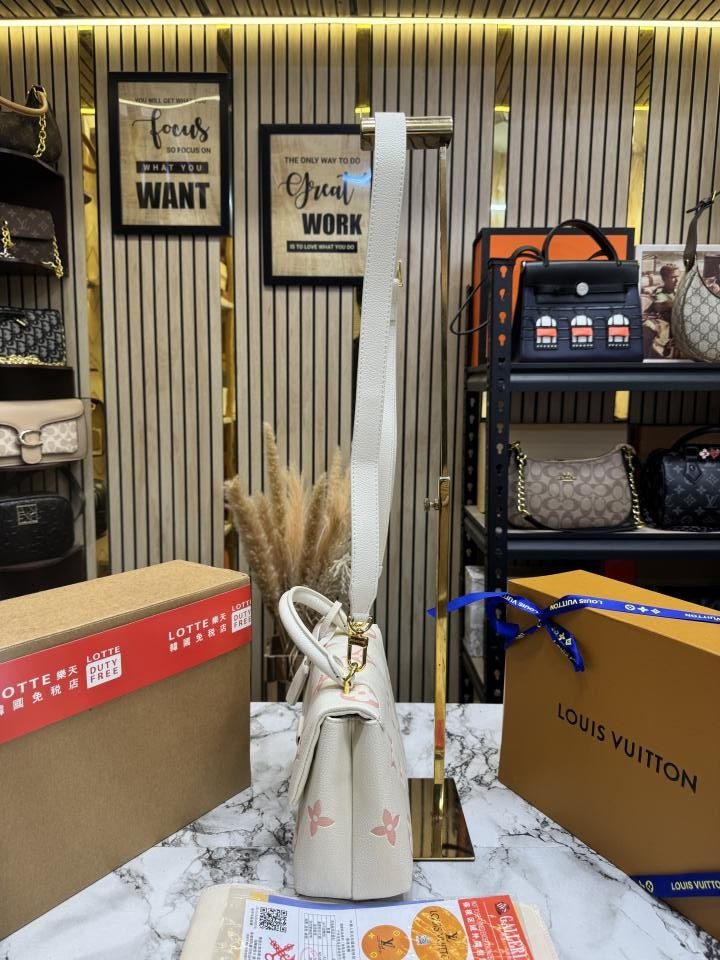 LOUI_S VUITTON MADELEINE BB LUXURY  HANDBAG WITH OG DOUBLE BOX PACKING PREMIUM QUALITY PRODUCT (M23678 -WHITE)