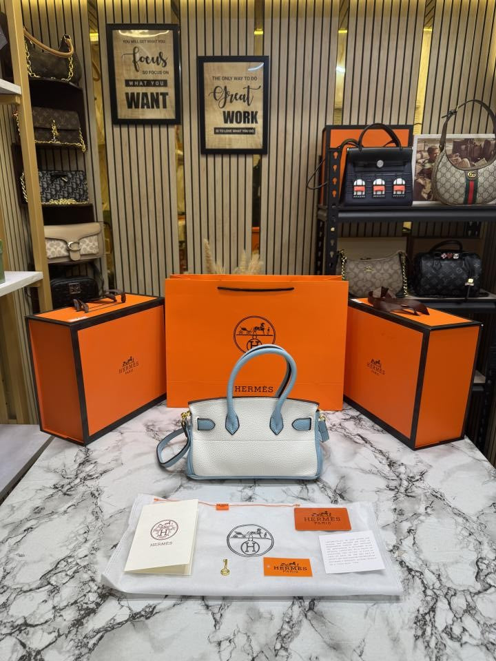 HERME_S TOGO HORSESHOE BIRKIN HANDBAG WITH OG BOX AND DUST BAG WITH CARRY BAG (BLUE)