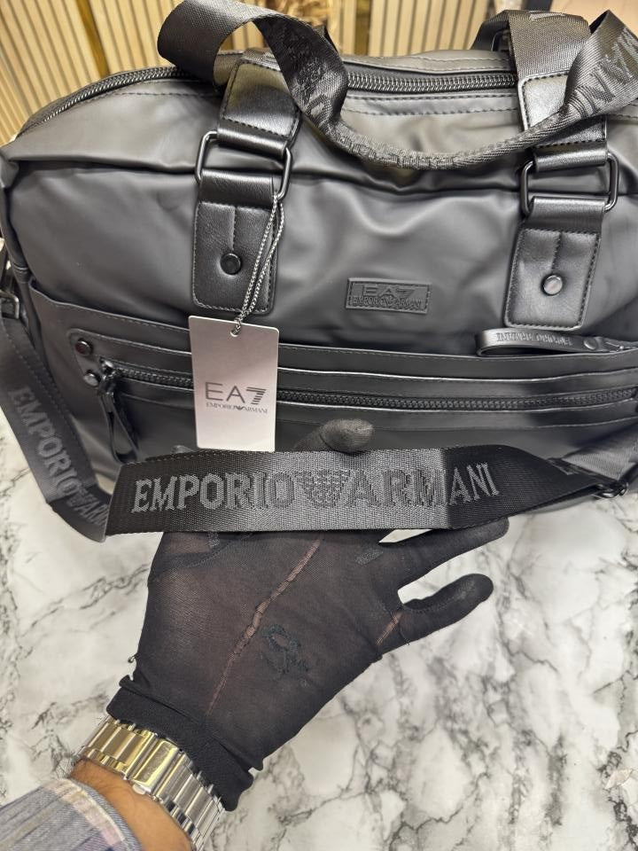 Emporio Arma_i EA7 Signature Black Weekender Duffle Bag (29015)