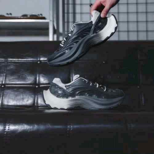 Adidass xlg metawave shadow black ivory