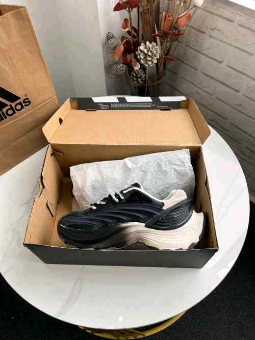 Adidass xlg metawave shadow black ivory