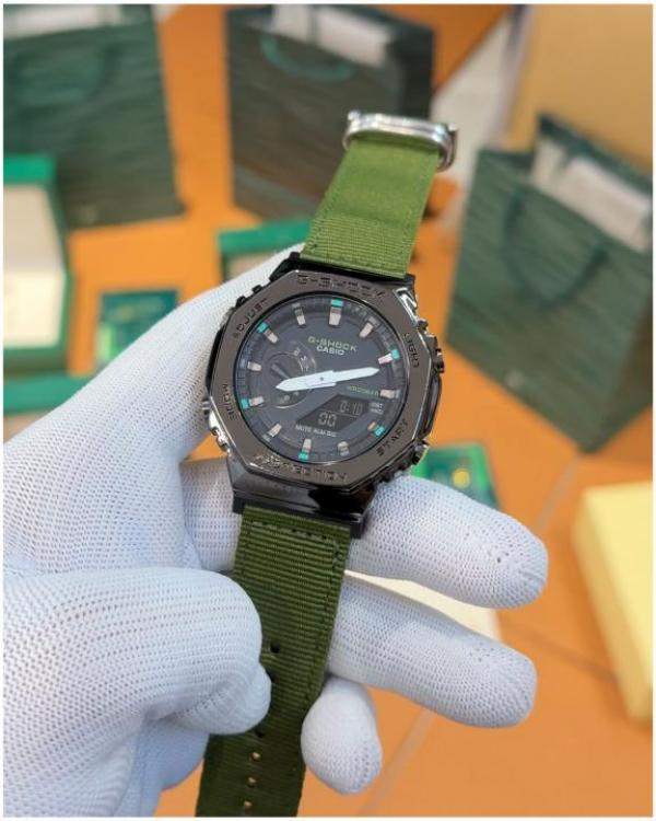 Casio g shock gm2100