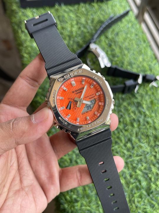 G shock GM 2100 Silver Orange