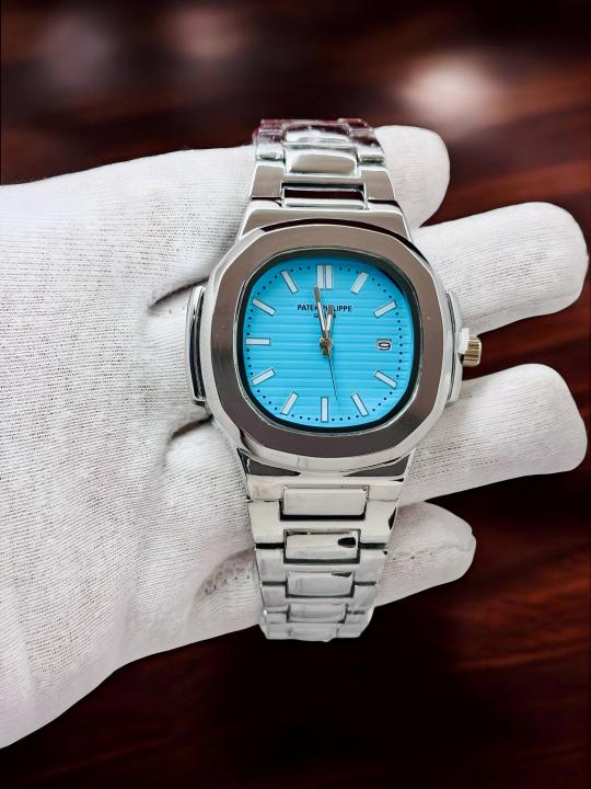 Patek_Philippe Nautilus Silver-Tiffany Blue