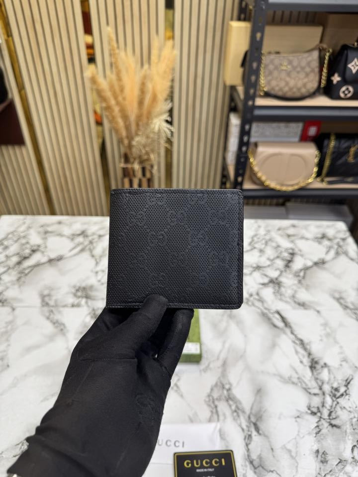 Gucc_i Signature GG Leather Bifold Wallet With Og Box And Dust bag Black (C4131)