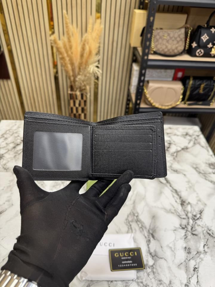 Gucc_i Signature GG Leather Bifold Wallet With Og Box And Dust bag Black (C4131)