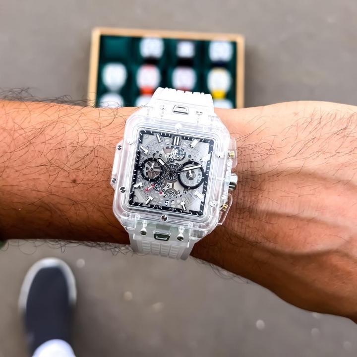 HUBLO_T TRANSPARENT CHORONO WATCH