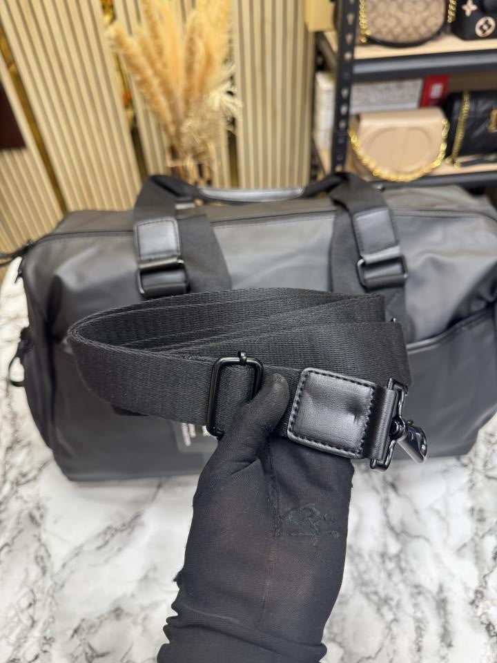 Mont blan_c Meisterstck Travel Duffle Bag  Black (M0610)