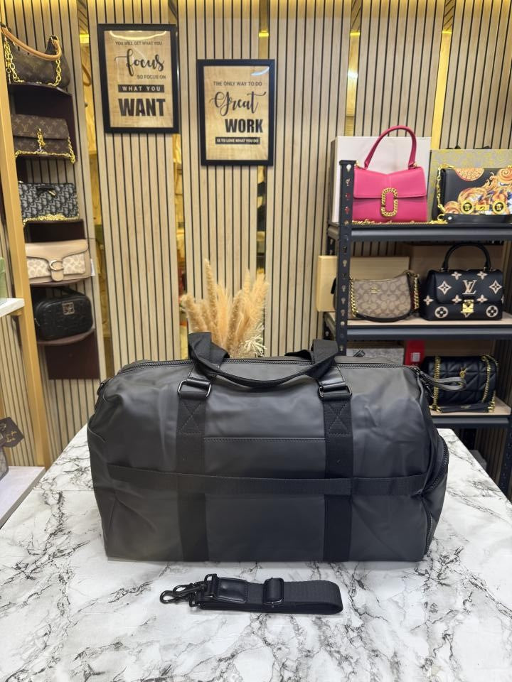 Mont blan_c Meisterstck Travel Duffle Bag  Black (M0610)
