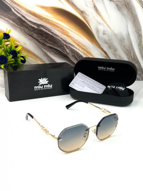 MIU-MIU SUNGLASS D-44
