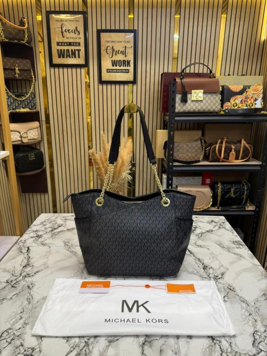 Michael_Kors Jet Set Tote Bag Large Logo Tote Bag With Dust Bag (Black) (100825)