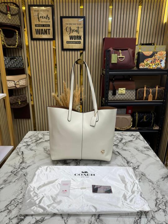 Coac_h North Leather Tote Bag Premium Quality With Dust Bag (White)