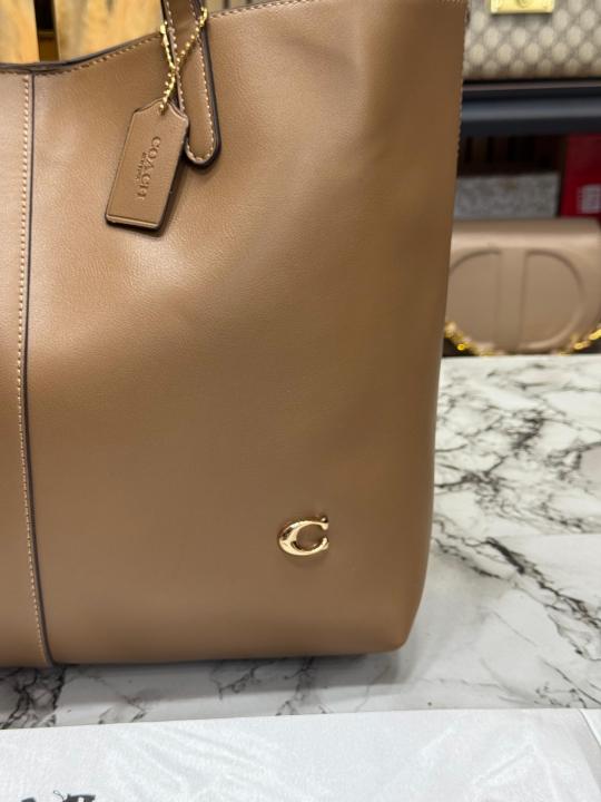 Coac_h North Leather Tote Bag Premium Quality With Dust Bag (Khaki)