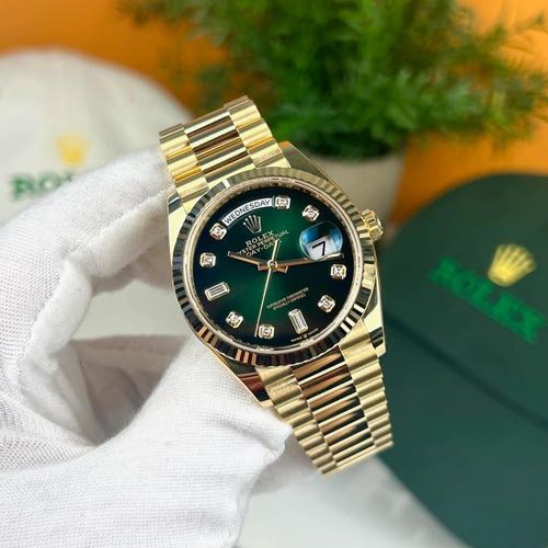 Rolex Oyster Perpetual Day Date Diamond Gold Green 40 Battery