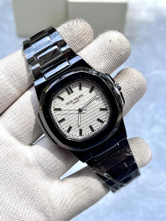 Patek Philipp_e Nautilus