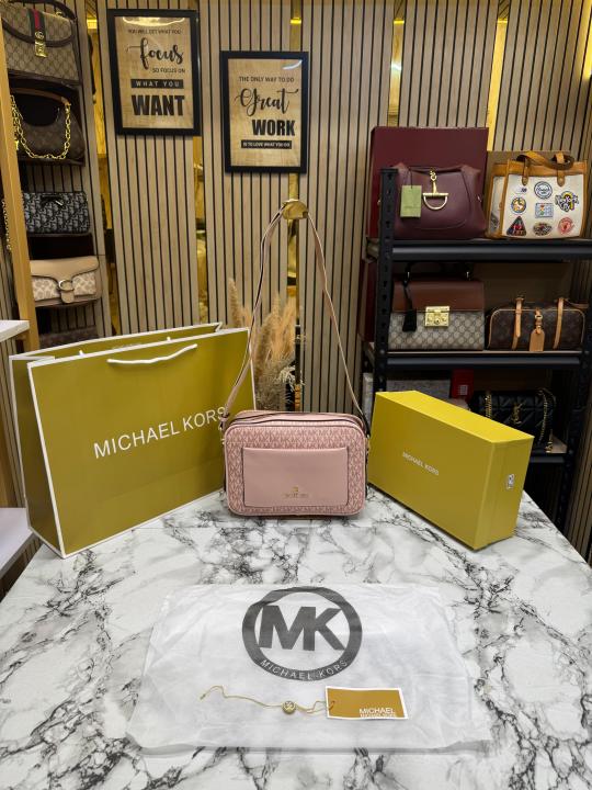 Michael Kor_s Maeve Shoulder Bag With Box  And Dust Bag Including Carry Bag (Pink)