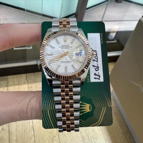 Role_x Oyster perpetual Date just Automatic Copper 481