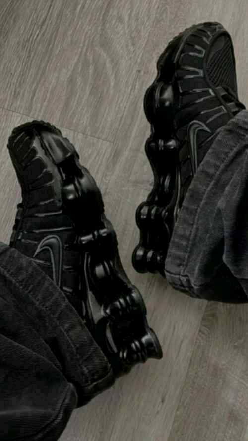 Nikee Airmax Shox TL Metalic Black