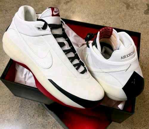 Nikee Air Jordan 40 Chicago Sail Varsity Red
